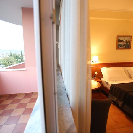 Hotel Continental Vora Kültér fotó