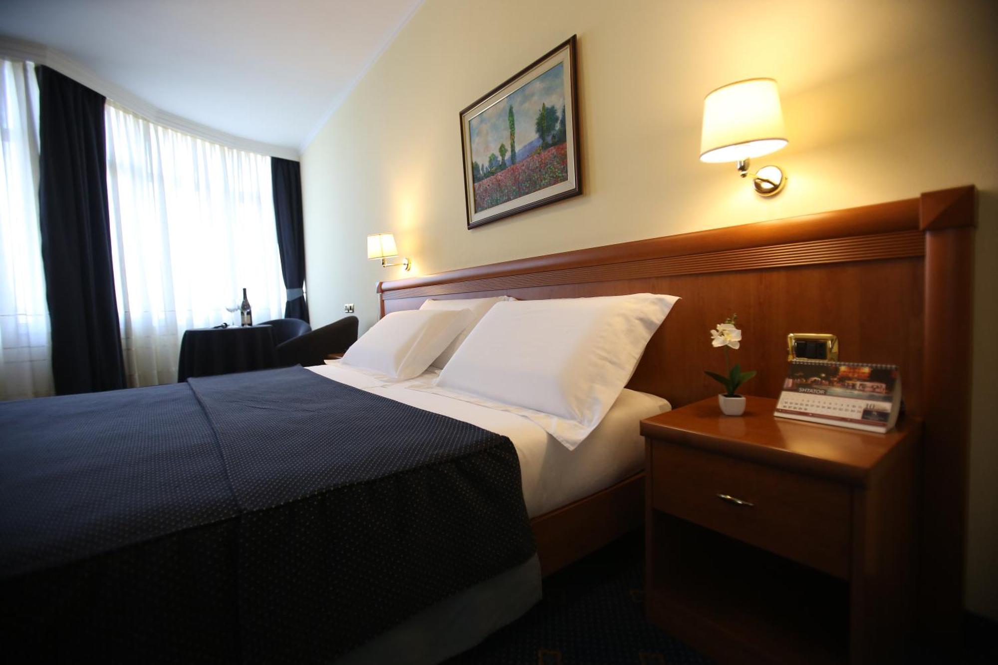 Hotel Continental Vora Szoba fotó