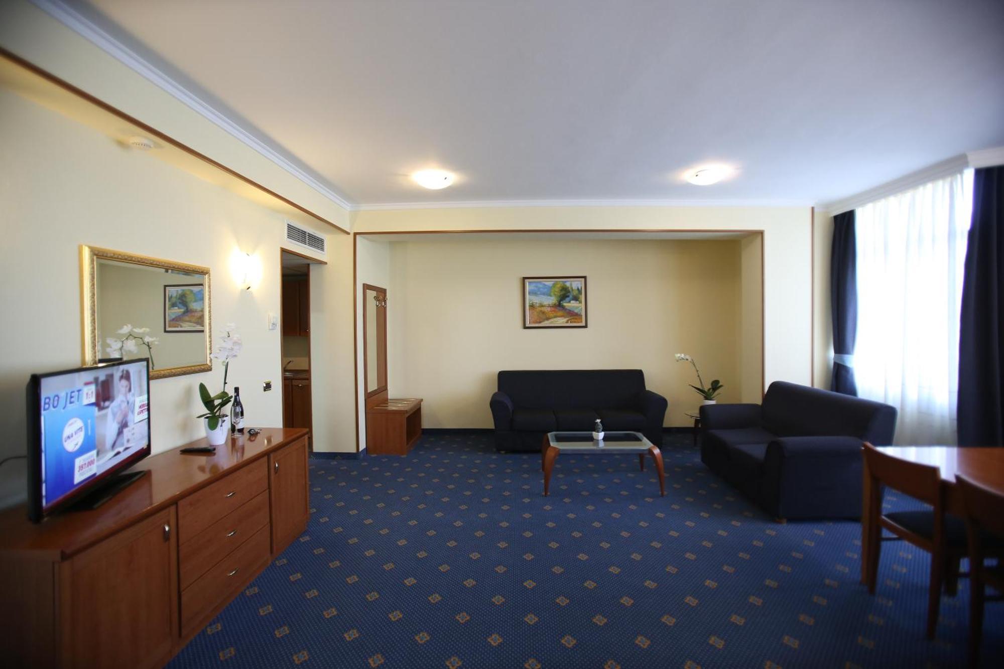 Hotel Continental Vora Szoba fotó