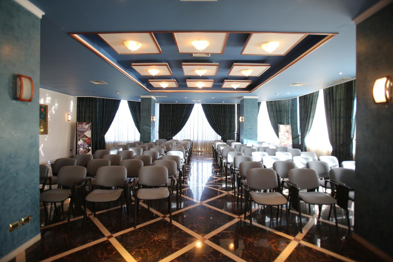 Hotel Continental Vora Kültér fotó