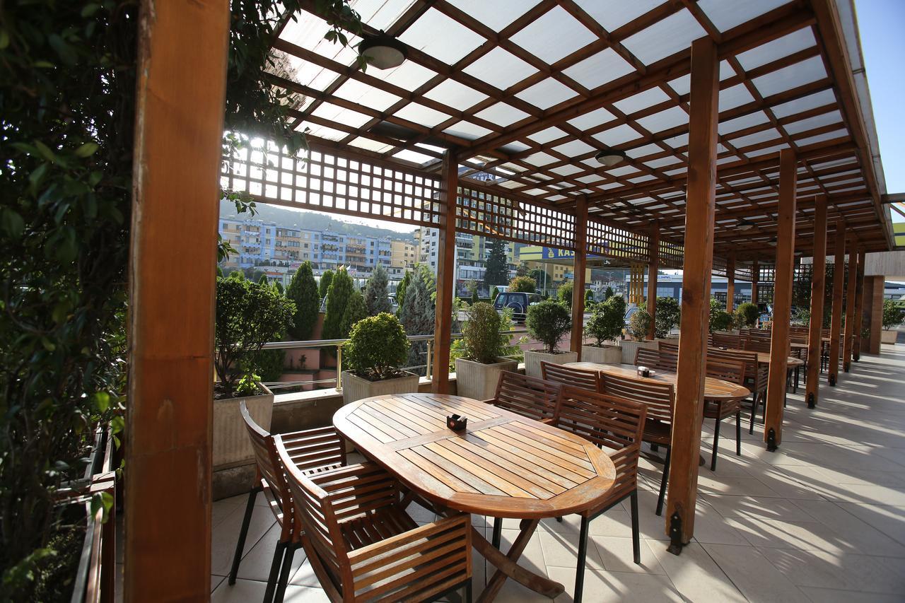 Hotel Continental Vora Kültér fotó